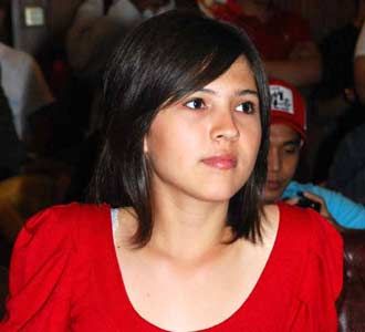 Olivia Jensen Tak Sanggup Dipacari Vokalis Band