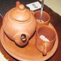 Slurpp... Nikmatnya Teh Poci Wasgitel!