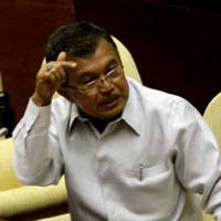 Kalla: Tidak Ada Rush di Bank Century