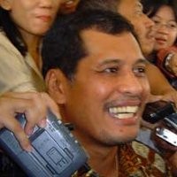 Nurdin Halid Balas Dikritik Bepe