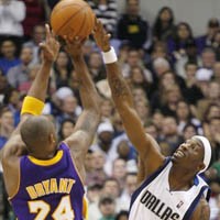 Kobe Pahlawan, Nowitzki-Lakers Ukir Sejarah