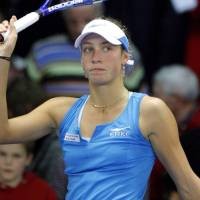 Wickmayer Kualifikasi, Henin Wildcard