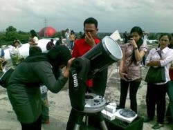 Gerhana Matahari Terlihat di Jakarta Pukul 15.20 WIB