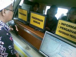 SBY Resmikan Larasita 