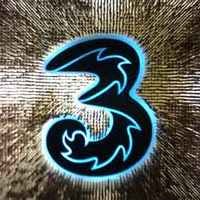 Gratis Telepon 100 Menit dari Tri