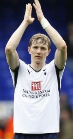 Pavlyuchenko Masih Menunggu Dilamar