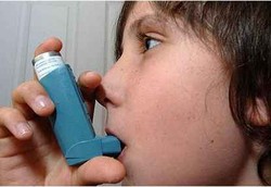 Terlalu Sering Pakai Inhaler Bikin Parah Asma