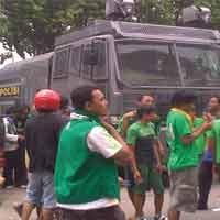 2 Water Canon dan K-9 Disiagakan