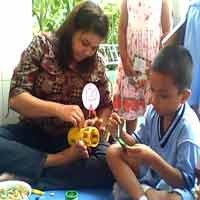 Peringati Hari Sampah, SDN Perak Barat Gelar Lomba Daur Ulang