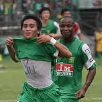 Gol Andi Odang Pastikan Kemenangan Persebaya
