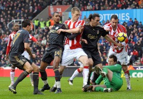 Huth Batalkan Kemenangan Liverpool