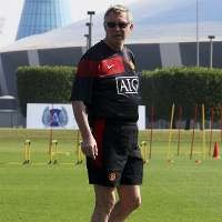 Fergie Tak Menyesal Kehilangan Tevez