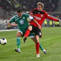 Leverkusen ke Puncak Lagi, Wolfsburg Terjerembab