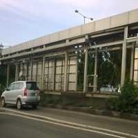 Halte Busway Stasiun Jatinegara Habis Dipreteli Maling