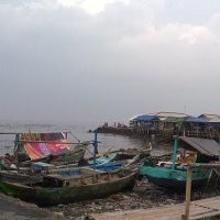 Dan Berbulan-bulan Nelayan pun Tak Melaut