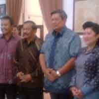 SBY Berdendang Kisah Sedih di Hari Minggu