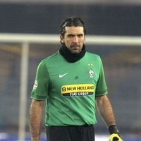 Juve Dibayangi Kemuraman Musim 1998/99