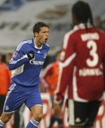 Schalke Kembali ke Dua Besar