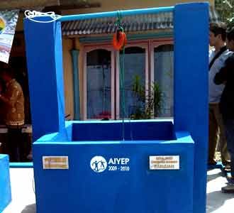 Melihat Sumur Buatan AIYEP