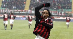 Maradona Tunggu Dinho di Afsel