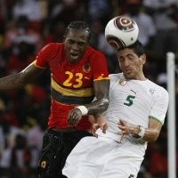 Imbang Tanpa Gol, Aljazair-Angola Lolos