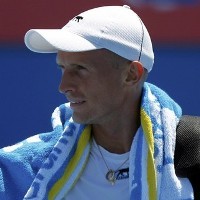 Davydenko Soal Paris Hilton & PS4