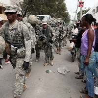 Dominasi Tentara AS Disambut Beragam