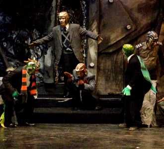 Republik Reptil Cicak-Buaya