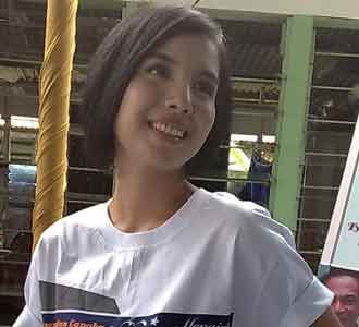 Tya Ariestya Tutup Aurat