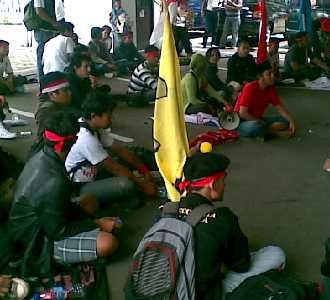 FSPM Berdemo di Balai Kota