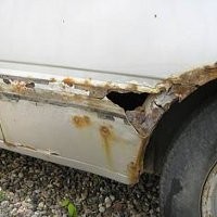 Tepis Karat di Kala Hujan