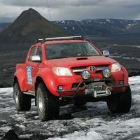 Toyota Sediakan Hilux Untuk Meluncur di Salju