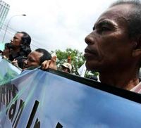 Warga Kampar Demo Dephut