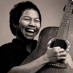 Rilis di Jerman, Sandhy Sondoro Bawa Album ke Indonesia