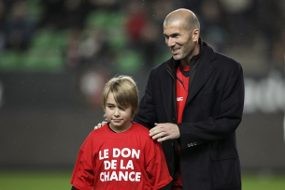 Zizou Pilih Spanyol, Bukan Prancis