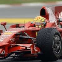 Rossi Senang Meski Diwarnai Hujan