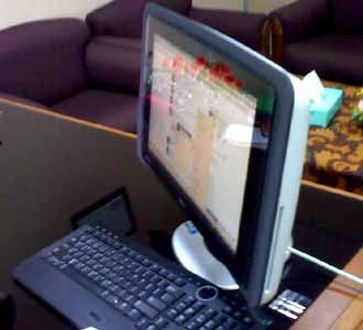 Komputer untuk Anggota DPR Dikecam