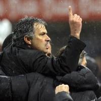 Misteri Kado Ultah Mourinho