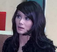 Mulan Jameela Pilih Emas