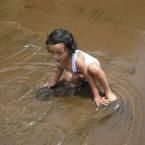 Anggun Nadine Nareswari Kusuma, 3,7 Tahun; Perempuan; f