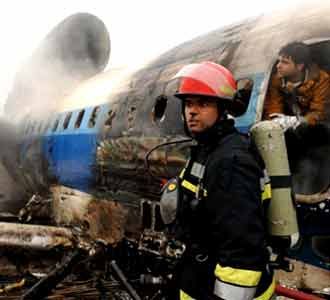 Pesawat Terbakar, 46 Terluka