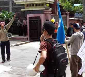 SPM Grand Aquila Kembali Berdemo