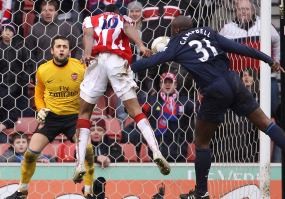 Arsenal Masuk Kotak