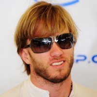 Heidfeld Rela Jadi Cadangan Mercedes 