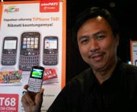 2010, Telkomsel Bundel 8 Juta Gadget