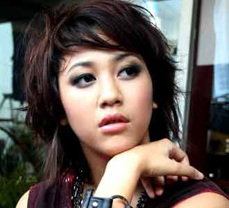 Sherina Sang Penggoda