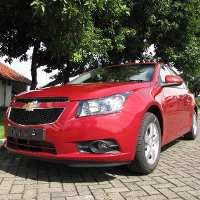 Chevy Cruze, Panaskan Pasar Sedan