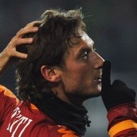 Tak Hanya Balotelli, tapi Juga Totti