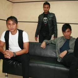 Truff: Berawal dari Pentas 17 Agustus