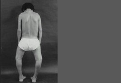 Bentuk Kaki Anak Bisa Membusur Karena Keranjingan TV dan Game